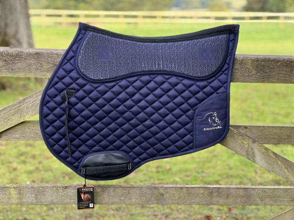 Easytrek dual sided anti slip spine relief professional saddle pad/numnah suitable for treeless & treed saddles - Image 3