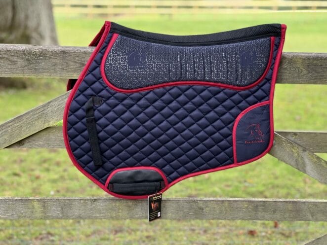 Easy Trek Anti-Slip Spine Relief Saddle Pad – Treeless & Treed - Image 2