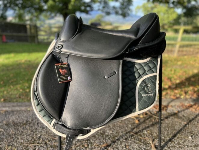 Easy Trek Treeless Comfort GP Saddle - Black or Brown Soft Leather - Image 6