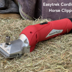 Easy Trek Cordless 180 watt heavy duty horse clippers with fine and medium blades