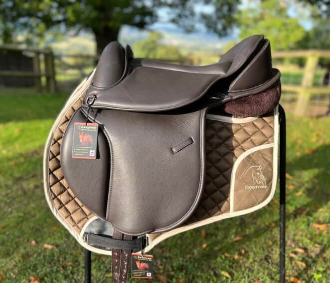 Easy Trek Treeless Comfort GP Saddle - Brown Leather