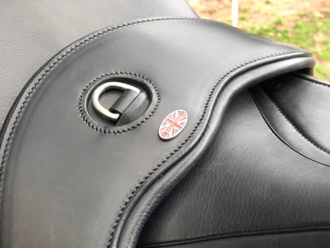 Easy Trek anatomical dressage short girth soft black leather elasticated - Black