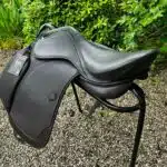Easy Trek Treeless Classic Dressage Saddle - Black or Brown Soft Leather - Image 2