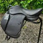 Easy Trek Treeless Classic Dressage Saddle - Black or Brown Soft Leather - Image 5
