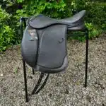 Easy Trek Treeless Classic Dressage Saddle - Black or Brown Soft Leather - Image 4